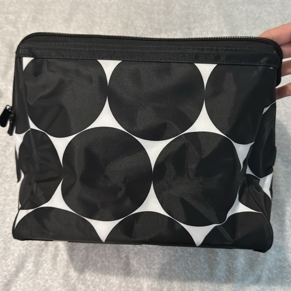Large Black White Polka Dot Zipper Makeup Bag - Picture 4 of 9